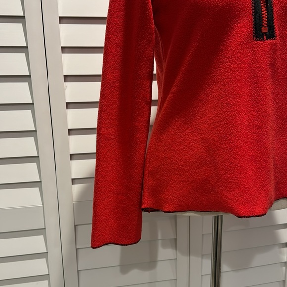 DKNY NWOT Terri Sweater with quarter front Zipper in 100 Polyester. - Picture 3 of 11